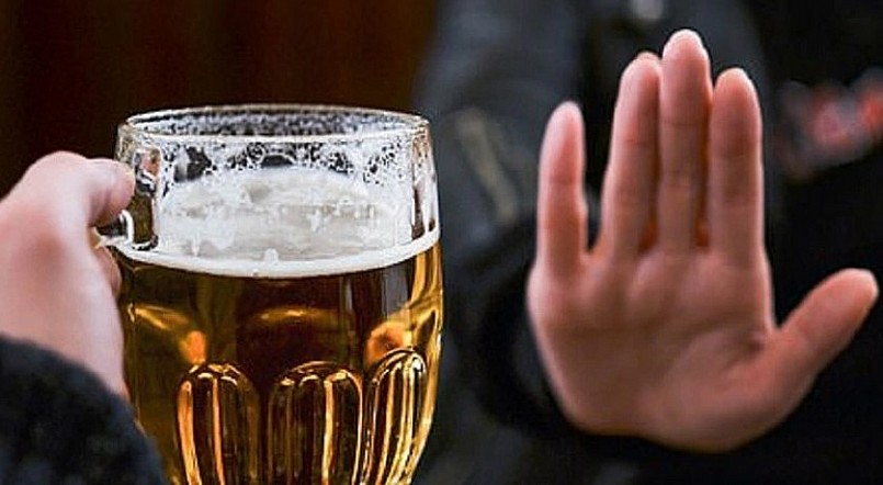 Không sử dụng nước uống có cồn