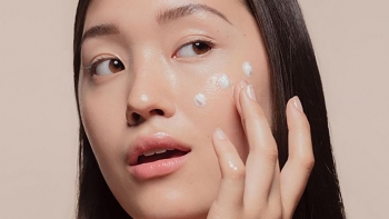 Cách đơn giản giảm nhờn cho da dầu ngày hè