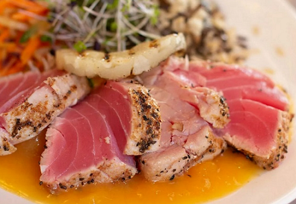 Không thể cưỡng lại với món ăn từ cá ngừ đại dương Phú Yên