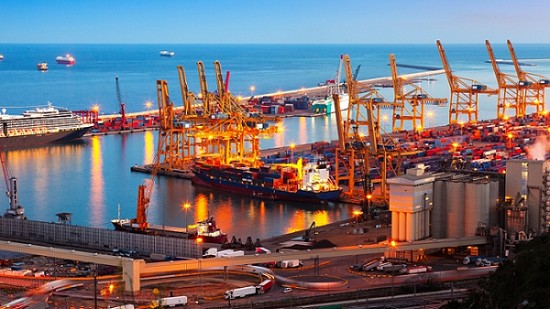 Việt Nam xuất siêu 9,8 tỷ USD trong 5 tháng