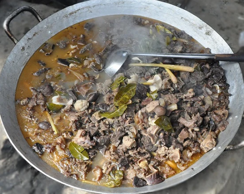 Những món đặc sản “nổi da gà” nhất xứ Tây Bắc, đến hội sành ăn cũng phải khóc thét vì sợ!