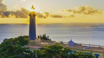 Hải đăng Đại Lãnh - nơi đón bình minh tuyệt đẹp khiến lòng người rung động