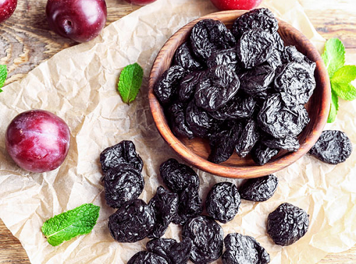 Nhiều người năm nào cũng say mê ăn mận nhưng ít biết các tác dụng đặc biệt này