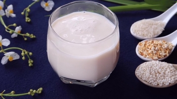 Cách làm nước gạo rang Hàn Quốc chuẩn vị cho ngày hè nắng nóng