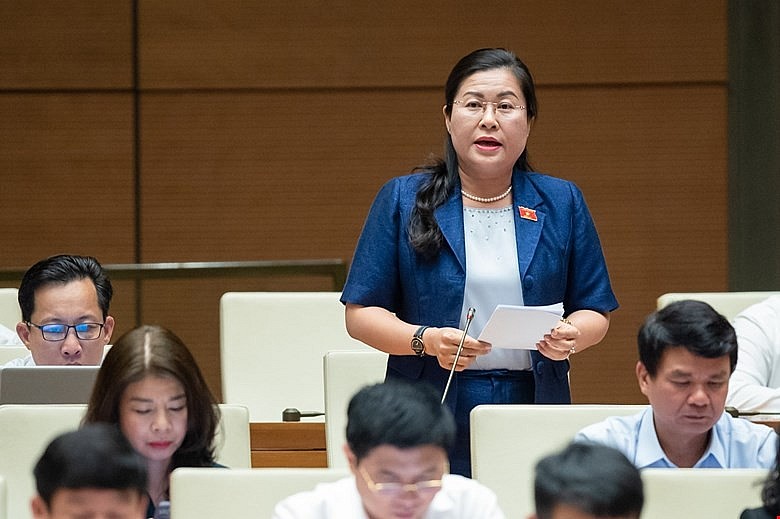 Đại biểu Nguyễn Thị Minh Trang – Đoàn ĐBQH tỉnh Vĩnh Long. Đại biểu Nguyễn Thị Minh Trang – Đoàn ĐBQH tỉnh Vĩnh Long.