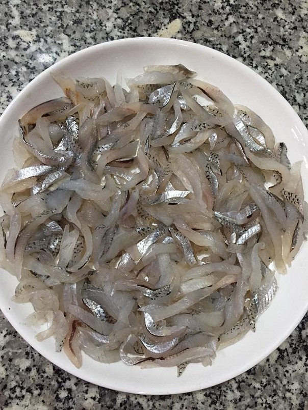 Gỏi cá dỗi Gỏi cá dỗi