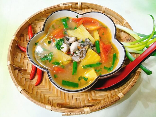 Độc lạ giống bí “sợi mì”, trồng bao nhiêu cũng không đủ bán