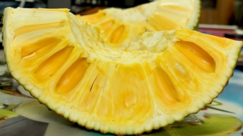 Thèm mít đến mấy những người này cũng nên tránh xa