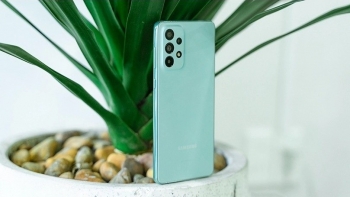 Samsung Galaxy A73 5G: Hiệu năng "tuyệt đỉnh", trang bị xịn sò, giá bán "cực thơm"