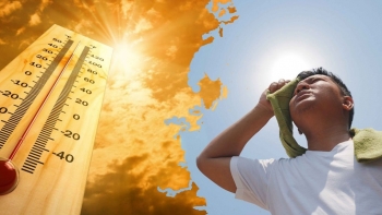 Cảnh báo sốc nhiệt sau sự việc nam thanh niên hôn mê khi chạy giữa trời nắng nóng