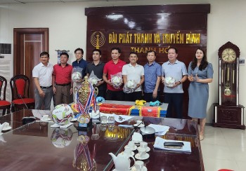 5 đội bóng tranh tài tại giải Bóng đá Người làm báo Thanh Hóa lần thứ VI