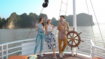 24 giờ khám phá Hạ Long