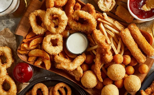 Vì sao thực phẩm được tẩm bột chiên rán dễ sinh ra chất gây ung thư, trẻ nhỏ ăn nhiều dễ dậy thì sớm?