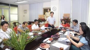 Hội đồng thẩm định đánh giá kết quả bình chọn Top 100 - Sản phẩm, dịch vụ tốt nhất cho gia đình, trẻ em năm 2023