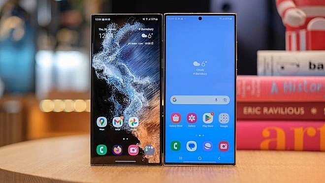 Trái: Galaxy S22 Ultra, Phải: Galaxy S23 Ultra 