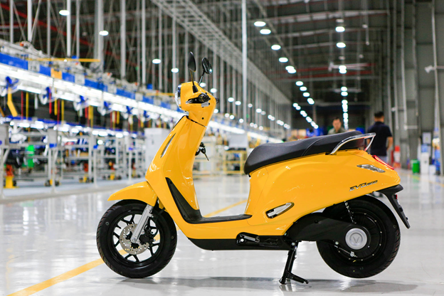 VinFast Evo200 - xe máy điện với diện mạo ưa nhìn, trang bị "thách thức" loạt xe xăng