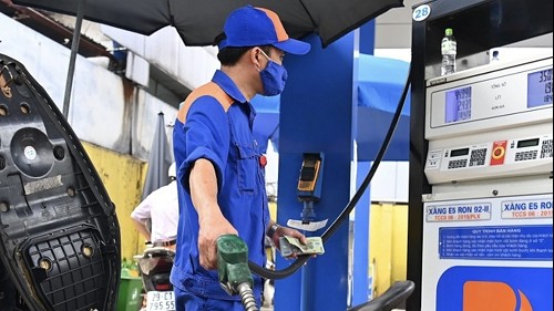 Giá xăng giữ nguyên