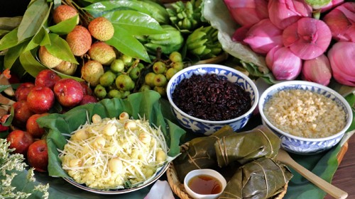 Tại sao cơm rượu là món không thể thiếu trong ngày Tết Đoan Ngọ?