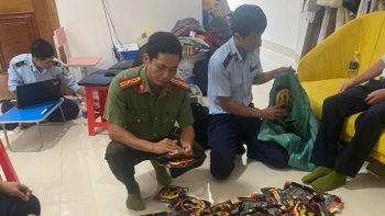 Kon Tum: Kiểm tra 4 cơ sở kinh doanh hàng hóa trên các mạng xã hội