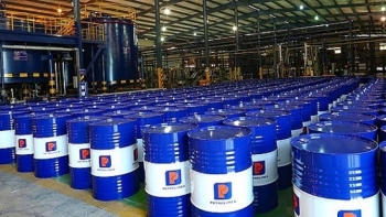 Xuất khẩu xăng dầu tăng cả lượng và kim ngạch