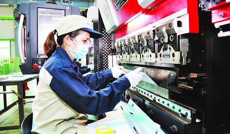 Sản xuất công nghiệp Hà Nội tăng nhẹ