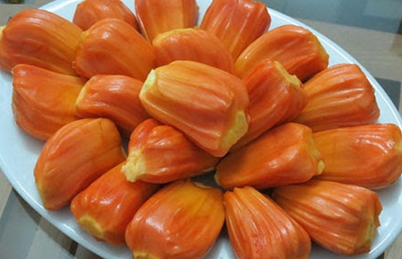 Thời điểm này mít ruột đỏ bất ngờ giảm giá gần bằng giá mít thường. Thời điểm này mít ruột đỏ bất ngờ giảm giá gần bằng giá mít thường.