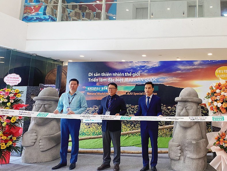Triển lãm đặc biệt về “Di sản thiên nhiên thế giới đảo Jeju Hàn Quốc" tại bảo tàng Quảng Ninh