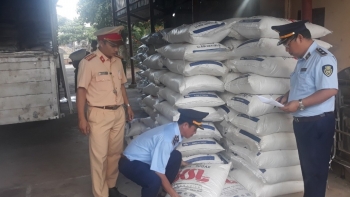 Quảng Trị: Tịch thu 60 tấn đường cát nhập lậu