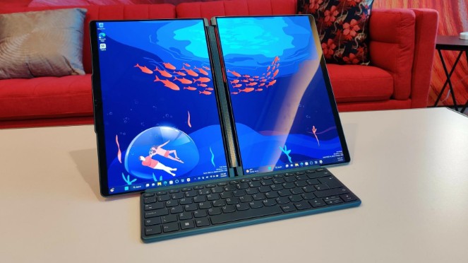 Lenovo Yoga Book 9i chiếc laptop sở hữu 2 màn hình OLED 13,3 inch độc lạ, toàn diện