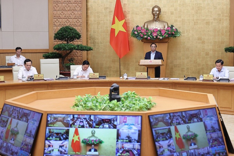 Thủ tướng yêu cầu các bộ, ngành chủ động, tích cực giải quyết các khó khăn, vướng mắc của các địa phương tổng hợp từ báo cáo của 26 tổ công tác của Chính phủ. Ảnh: VGP