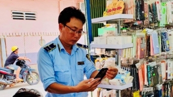 Bình Thuận: Phát hiện 01 cửa hàng kinh doanh phụ kiện đoại thoại di động không hóa đơn chứng từ
