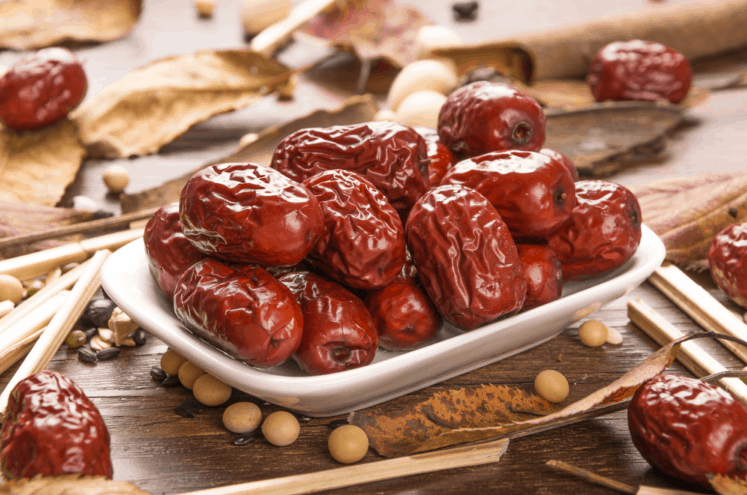 Loại quả giàu vitamin C gấp 75 lần táo, chỉ ăn 3 quả bé cỡ ngón tay da dẻ láng mịn