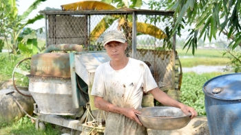 Mất trắng lứa cá trị giá vài tỷ vì lũ lụt, lại vay vốn 3 tỷ nuôi tiếp và tạo ra nguồn thu tiền tỷ mỗi năm