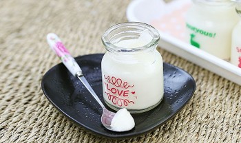 Cách làm sữa chua bằng nồi cơm điện cực đơn giản tại nhà