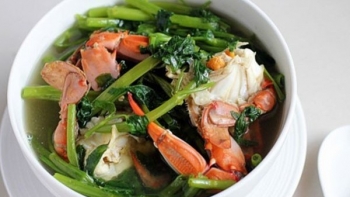 “Nắng quá, thèm ghẹ nấu rau muống...”