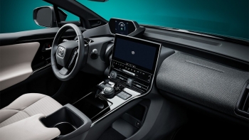 Xe điện đến từ thương hiệu Toyota với diện mạo "cực chất" nhưng giá "cực lạnh"