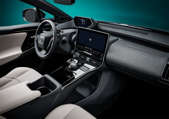 Xe điện đến từ thương hiệu Toyota với diện mạo "cực chất" nhưng giá "cực lạnh"