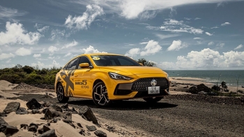 Siêu ô tô sedan MG5 giảm giá kỷ lục, có bản chỉ ngang KIA Morning