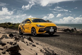 Siêu ô tô sedan MG5 giảm giá kỷ lục, có bản chỉ ngang KIA Morning