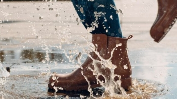 Sử dụng mẹo này không lo ngại giày trơn trượt