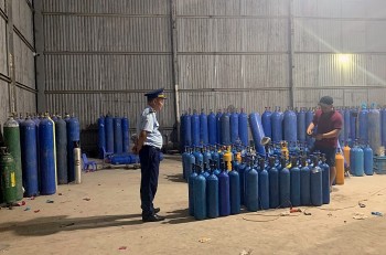 Bắc Ninh: Phát hiện hơn 1.300 kg khí N2O không rõ nguồn gốc