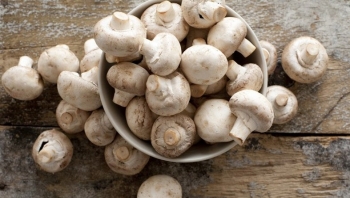 Loại rau không lá được đồn là “thần dược”, đem nấu canh kiểu này cực ngon và bổ