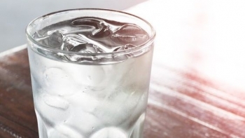 Uống nước đá nhiều có tốt không?