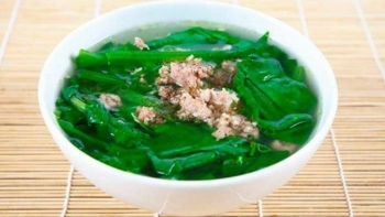 Loại rau cực tốt cho sức khỏe nhưng dễ thành "thuốc độc" nếu nấu cùng loại thịt bổ dưỡng này