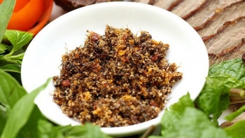 Loại muối lạ, nghe thì chê nhưng ăn là mê, giá lên đến nửa triệu đồng mỗi kg