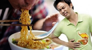 Ăn mì tôm vào buổi sáng nguy hiểm tới mức nào?