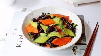 Đem 3 loại rau này xào chung cực ngon, cực bổ, loại màu đen có từ 1000 năm trước, chống được cả khối u