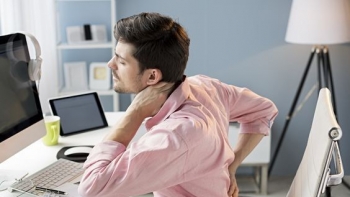 Ngồi nhiều có ảnh hưởng đến sức khỏe không?