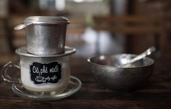 Cà phê muối thành hot trend, chuyên gia cảnh báo điều này