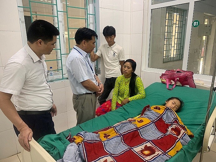 ngộ độc quả hồng châu